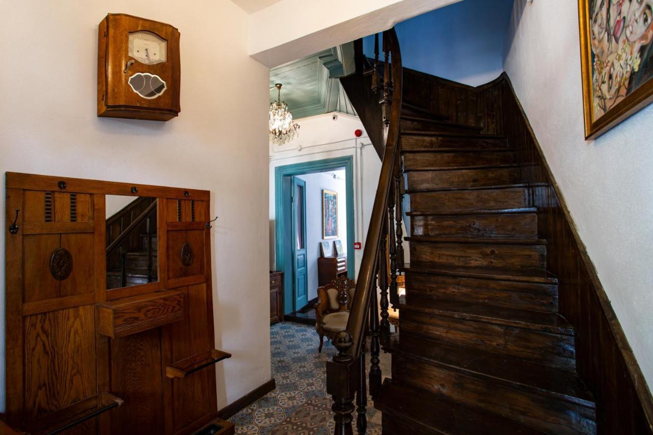 Mansion With Lemon Tree Apartment Izmir Bagian luar foto