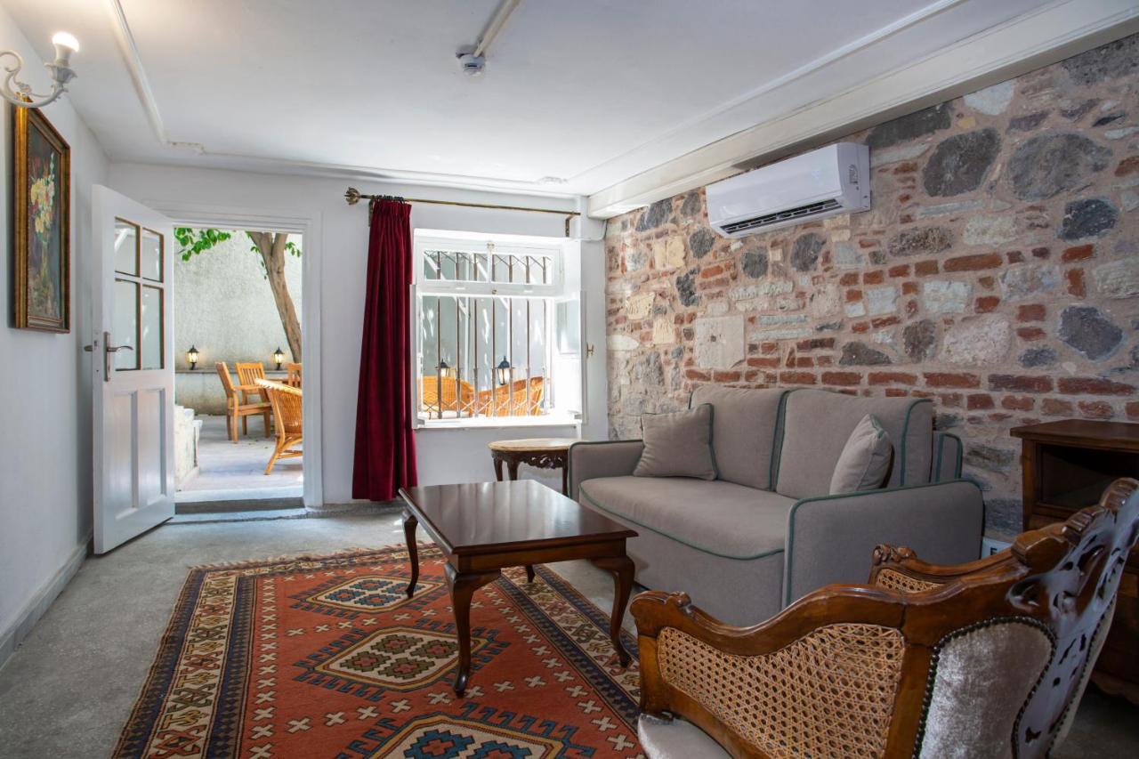 Mansion With Lemon Tree Apartment Izmir Bagian luar foto