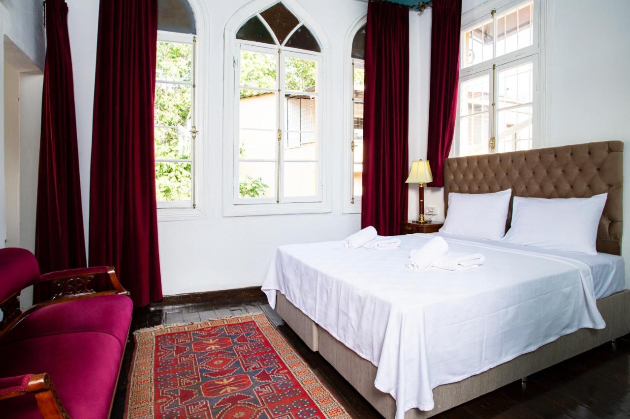 Mansion With Lemon Tree Apartment Izmir Bagian luar foto