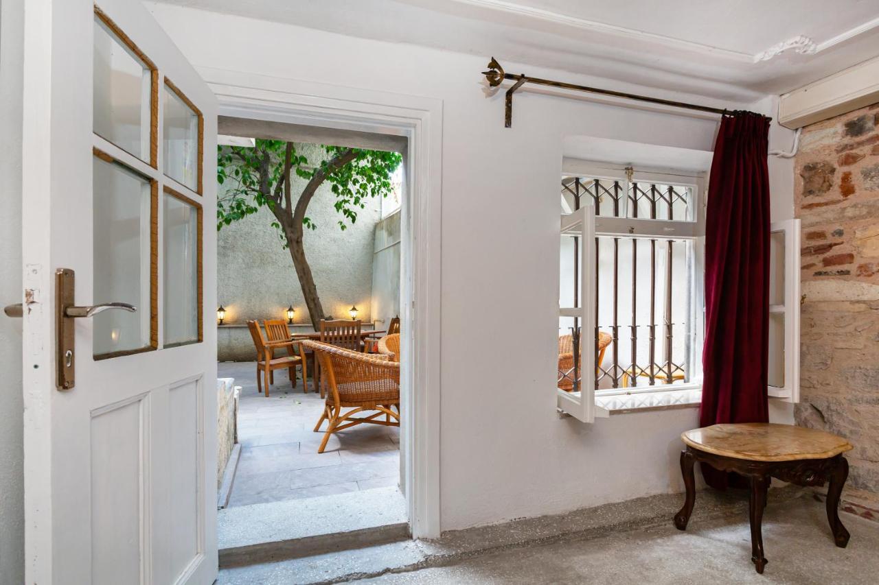 Mansion With Lemon Tree Apartment Izmir Bagian luar foto