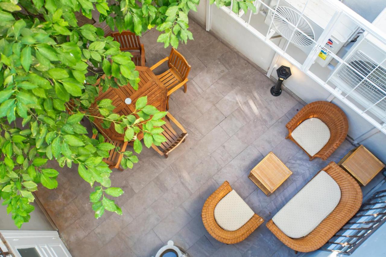 Mansion With Lemon Tree Apartment Izmir Bagian luar foto