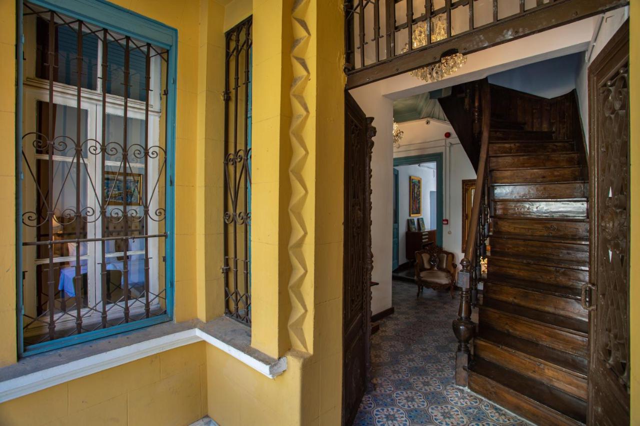 Mansion With Lemon Tree Apartment Izmir Bagian luar foto