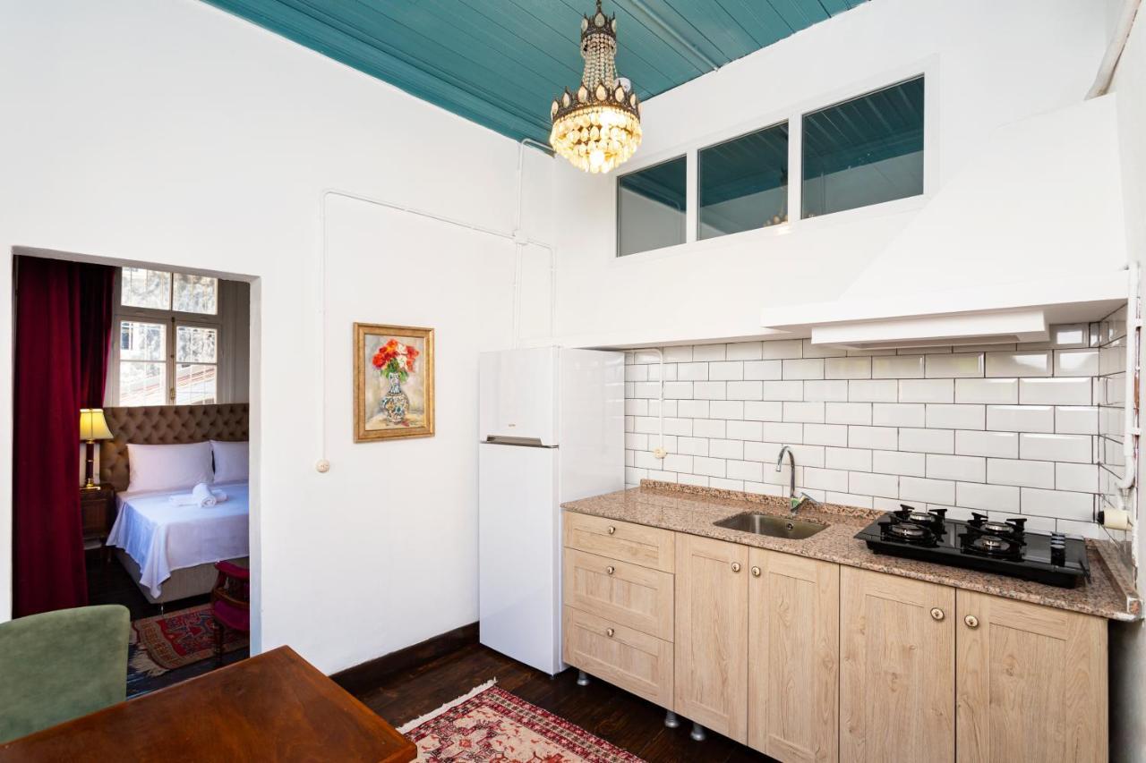 Mansion With Lemon Tree Apartment Izmir Bagian luar foto